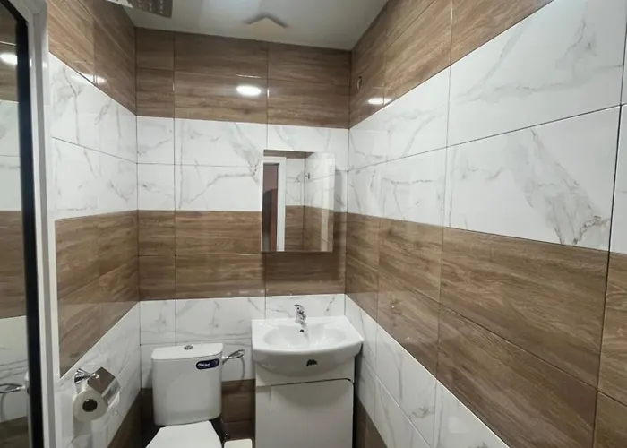 Boxroom3 كيوستينديل